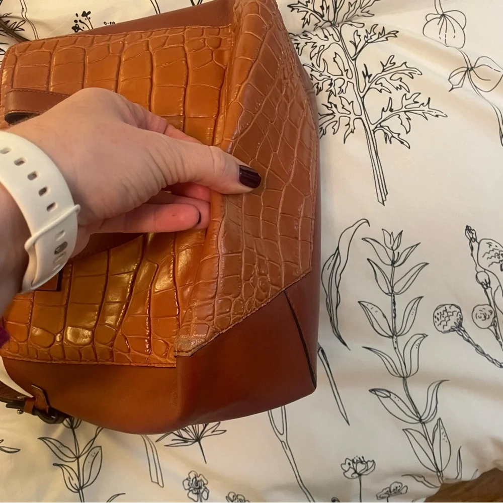 Vince Baby Signature V Croc Embossed Leather Handbag Purse